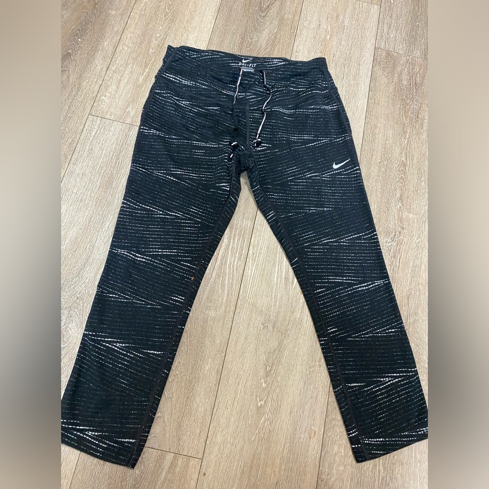 Nike leggings